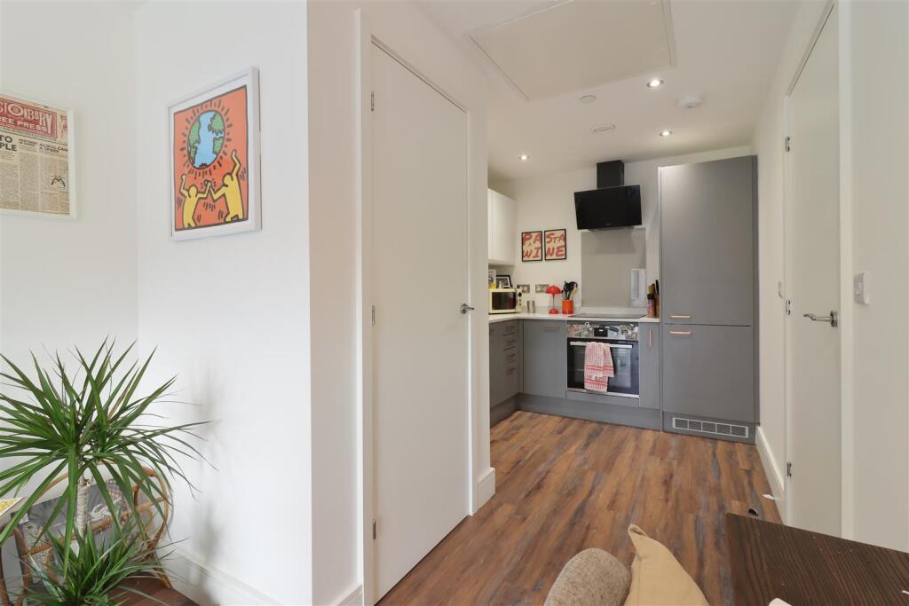 Main image of property: Great Central, Chatham Street, S3