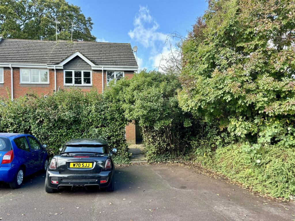 Additional property image - Stirrup Close, Upton