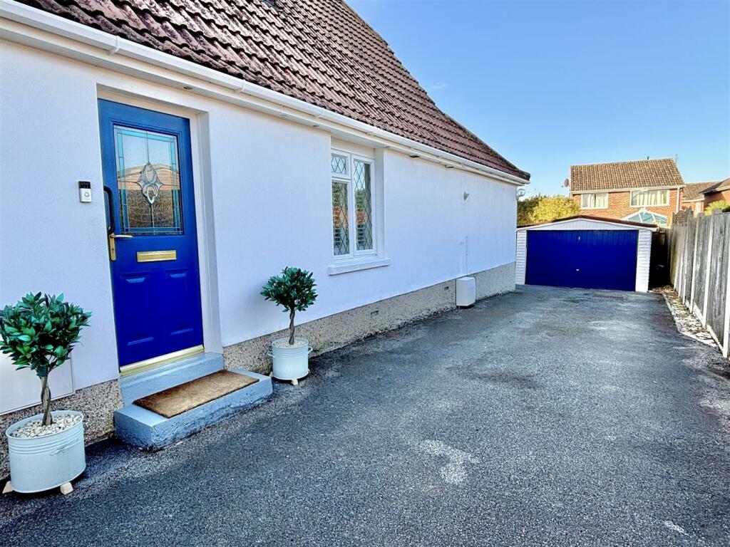 Additional property image - Heatherbrae Lane, Upton, Poole