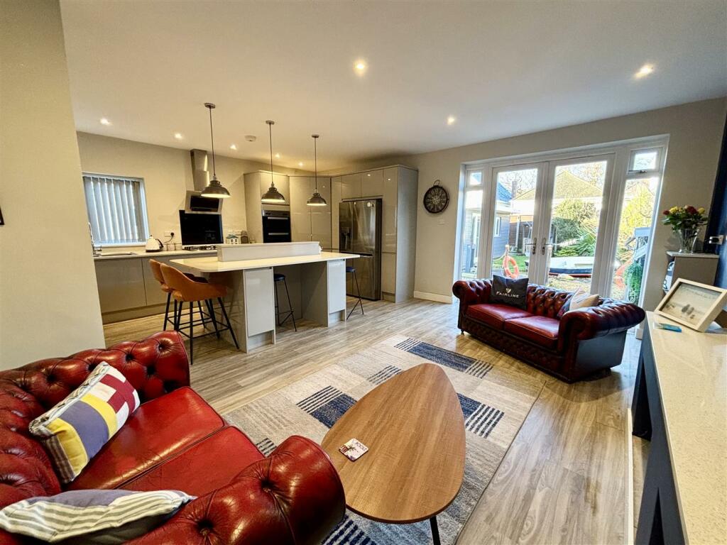 Additional property image - Woodlands Avenue, Hamworthy