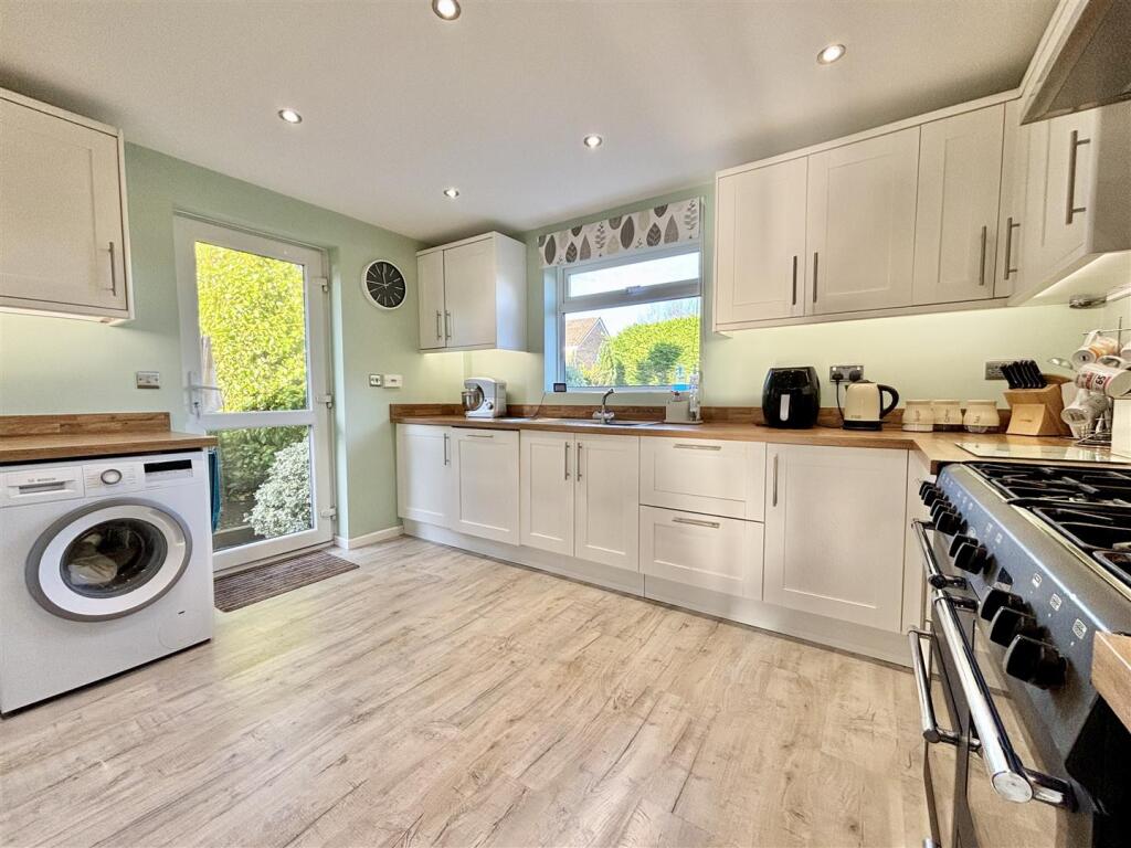 Additional property image - Lime Kiln Road, Lytchett Matravers