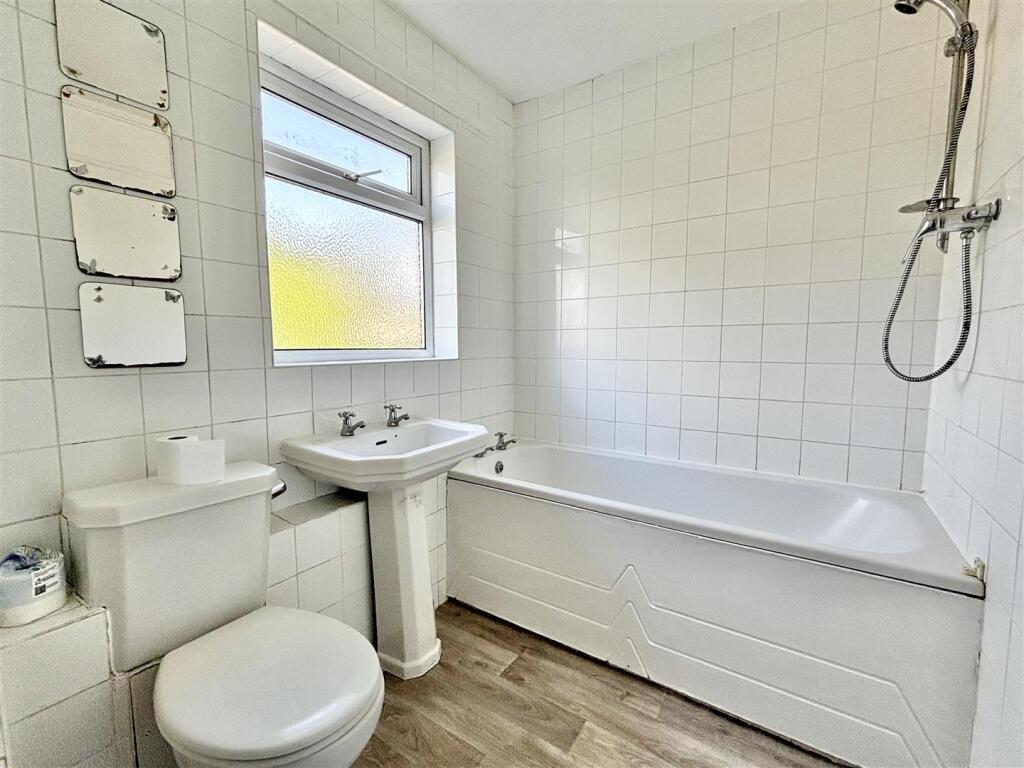 Additional property image - Littlemead Close, Creekmoor