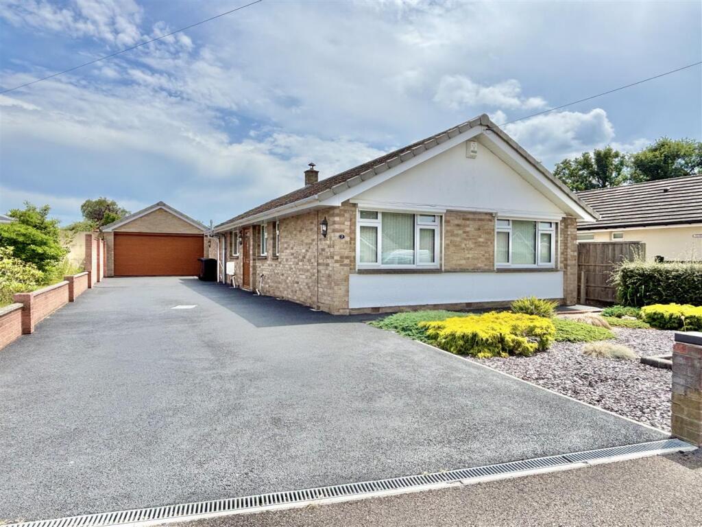 Main image of property: Beacon Park Road, Upton, Poole