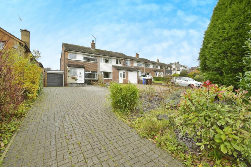 3 bedroom semidetached house for sale in School Lane, Norton