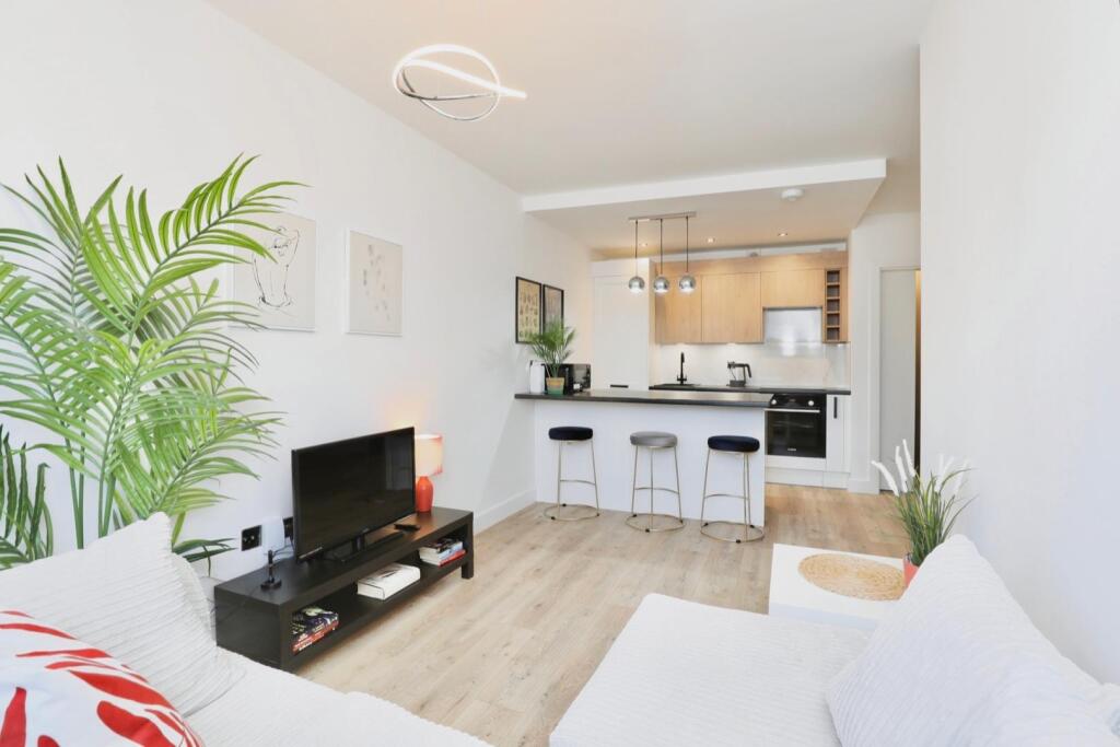 Main image of property: Meersbrook Apartments, 2, 331 Chesterfield Road Meeersbrook, Sheffield, S8 0RU