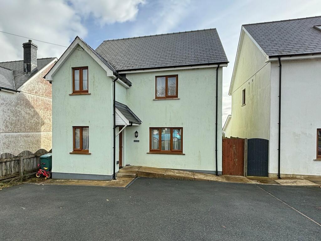 Main image of property: Croeslan, Llandysul, SA44