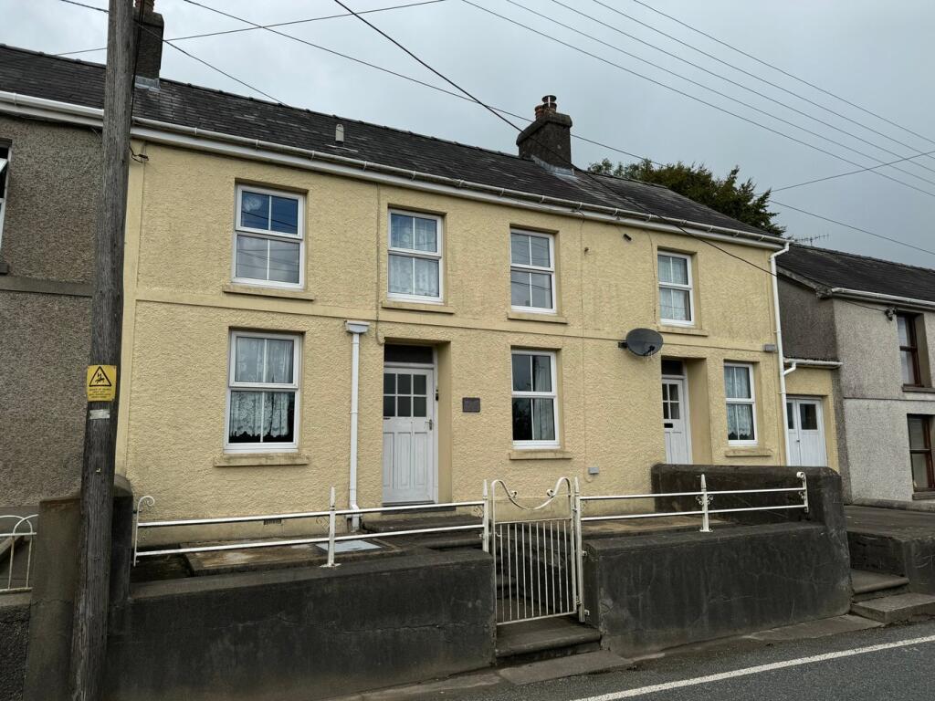 Main image of property:  Alltyblacca, Llanybydder, SA40
