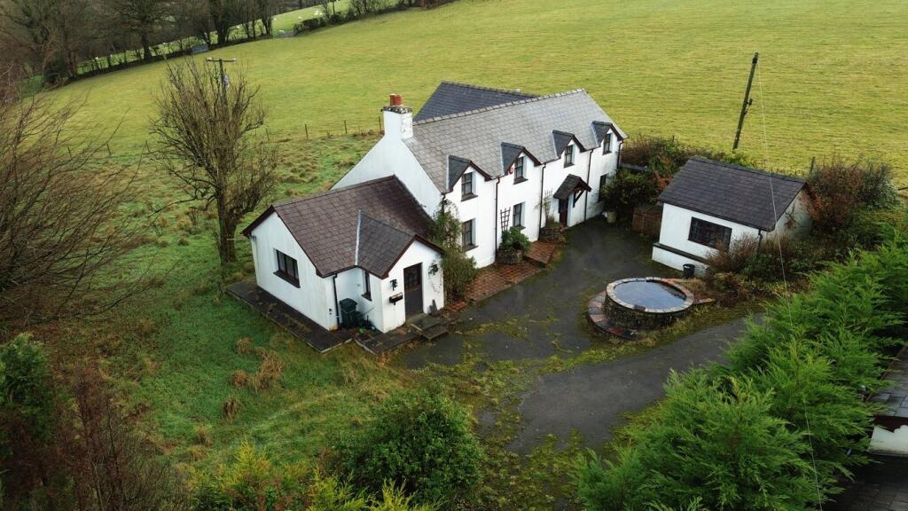 Main image of property: Cribyn, Lampeter, SA48
