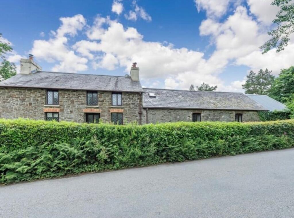 Main image of property: Gorsgoch, Llanybydder, SA40