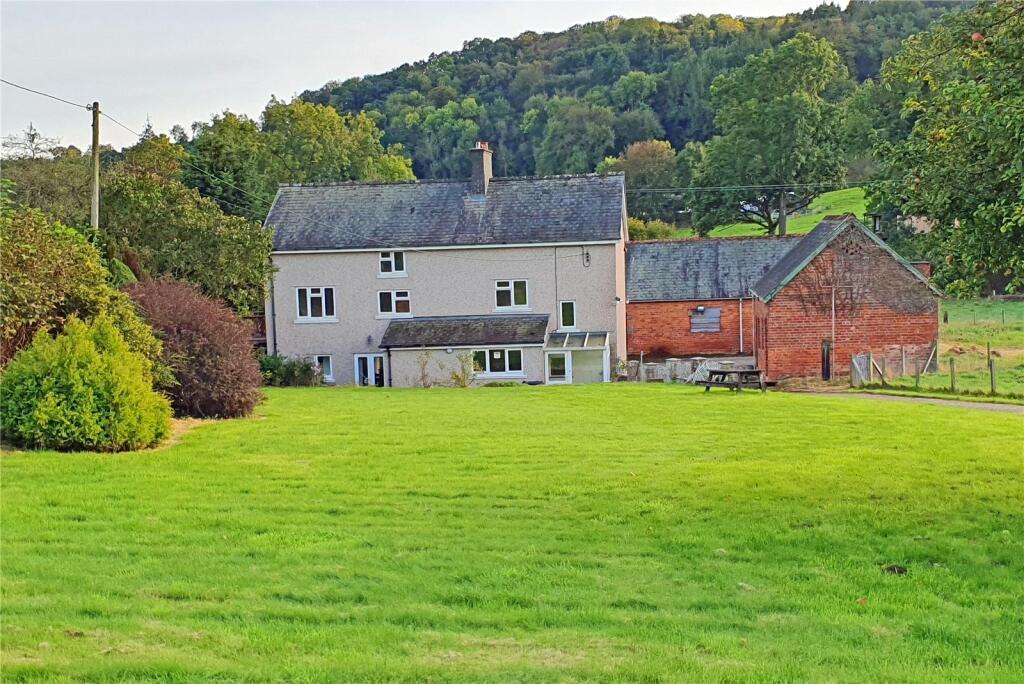 6 bedroom detached house for sale in Newtown, Powys, SY16