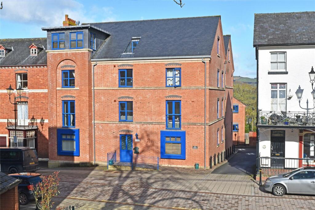 1 bedroom apartment for sale in Spa Heights, High Street, Llandrindod