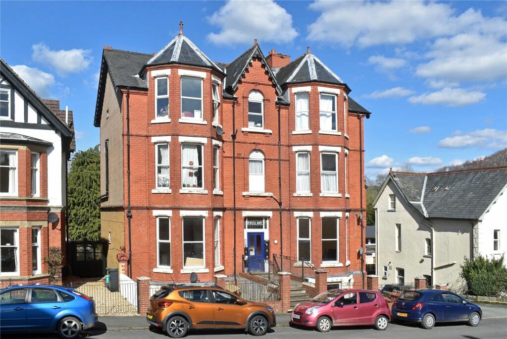 2 bedroom apartment for sale in Rosslare, Temple Avenue, Llandrindod