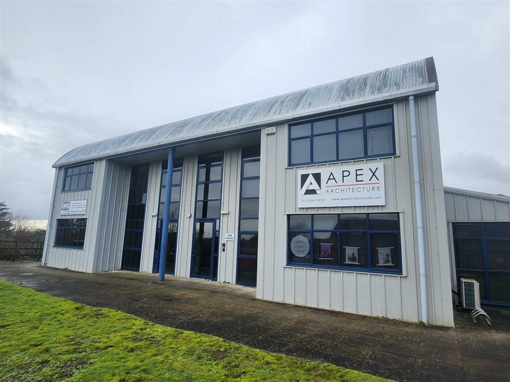 Commercial property for rent in Stockwell Lane, Aylburton, Lydney, GL15