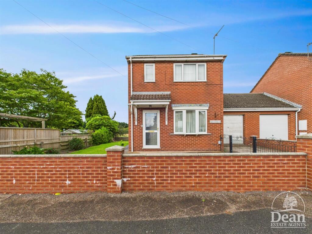 Main image of property: Machen Road, Coleford