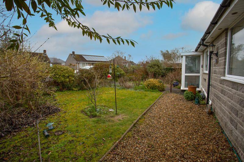 3 bedroom bungalow for sale in Stanchester Way, Curry Rivel, TA10