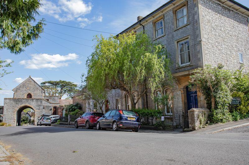 1 bedroom ground floor flat for sale in The Hill, Langport, TA10