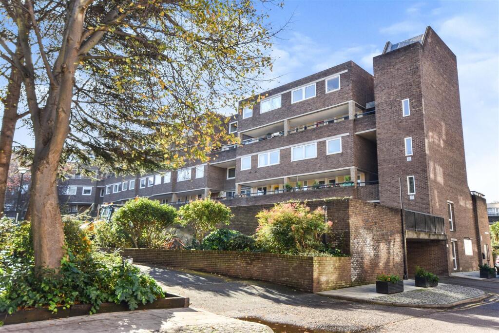 Main image of property: Otho Court, Augustus Close, Brentford