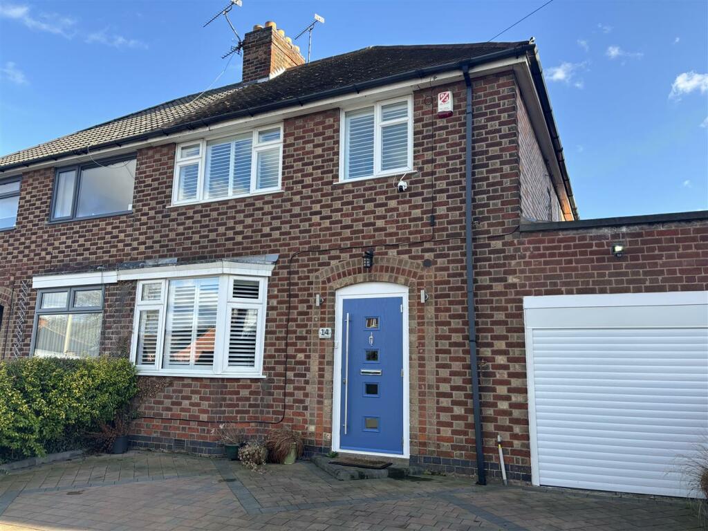 4 bedroom semi-detached house for sale in Anstey Lane, Groby, Leicester, LE6