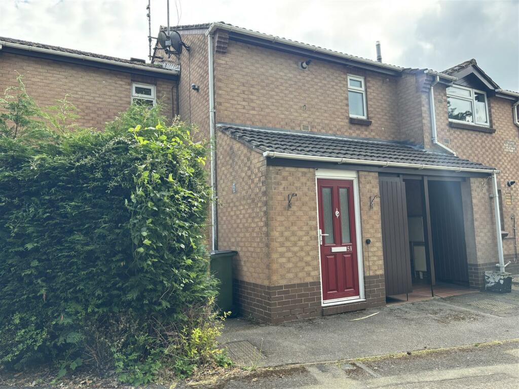 2 bedroom apartment for sale in Stephenson Court, Glenfield, Leics, LE3