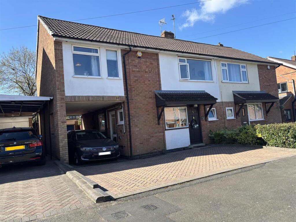 Main image of property: Clovelly Road, Glenfield, Leicester