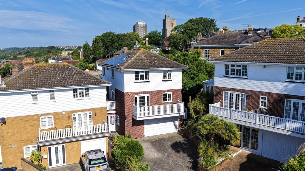 Main image of property: Sea Reach, Leigh-On-Sea