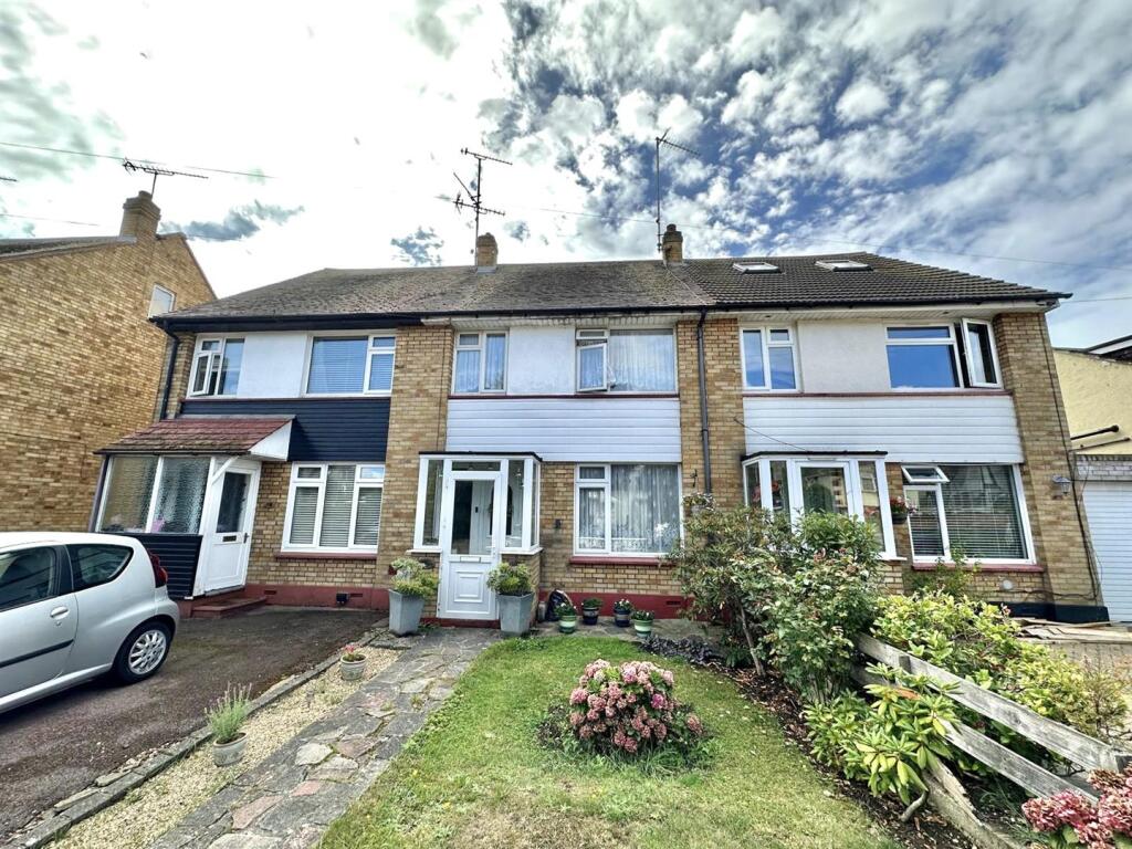 Main image of property: Eastwood Old Road, Leigh-On-Sea