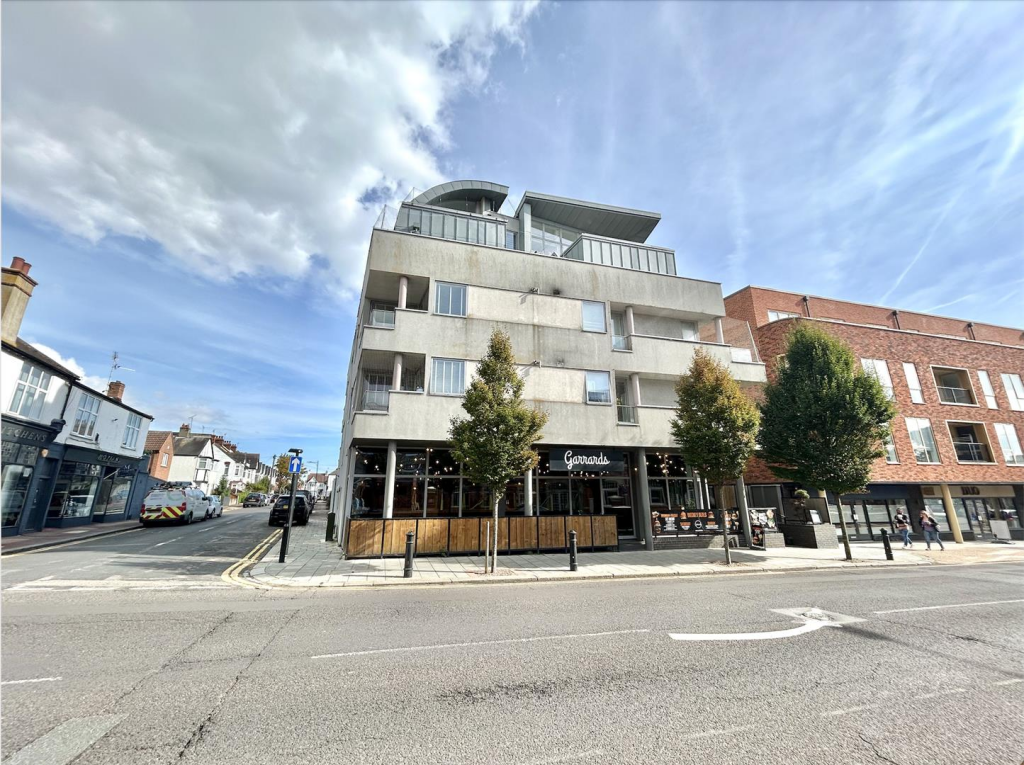 Main image of property: Grand View Apartments, Leigh-On-Sea