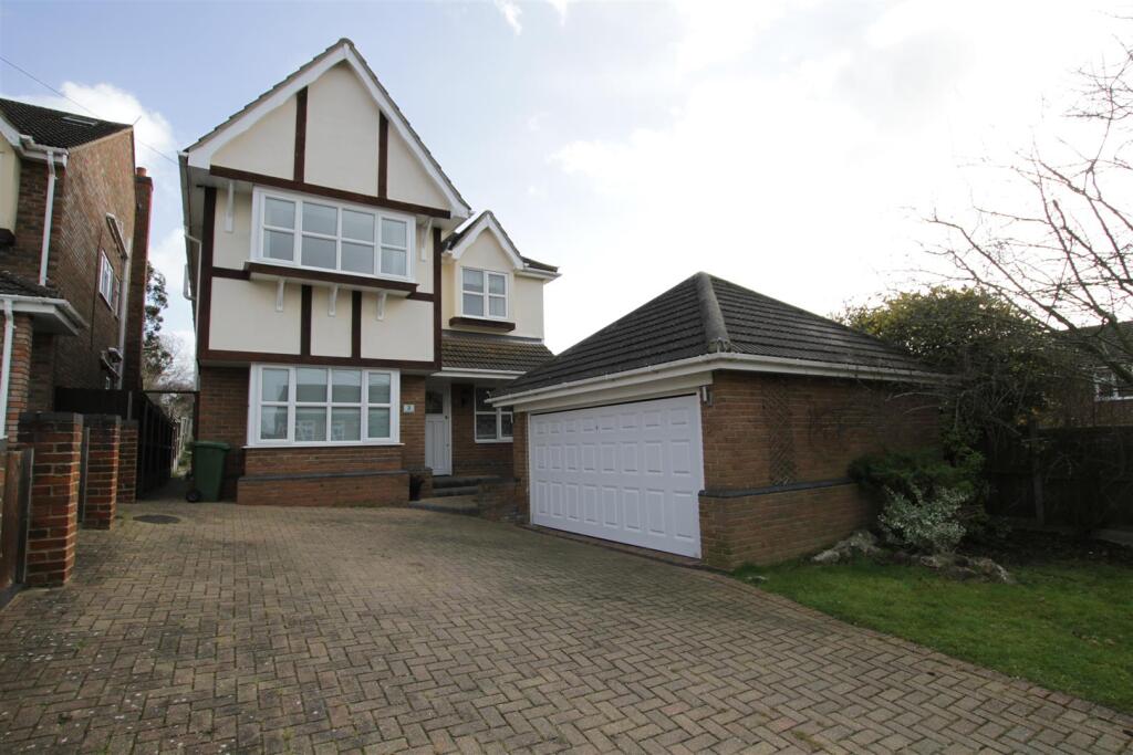 Main image of property: Avenue Road, Benfleet, Essex
