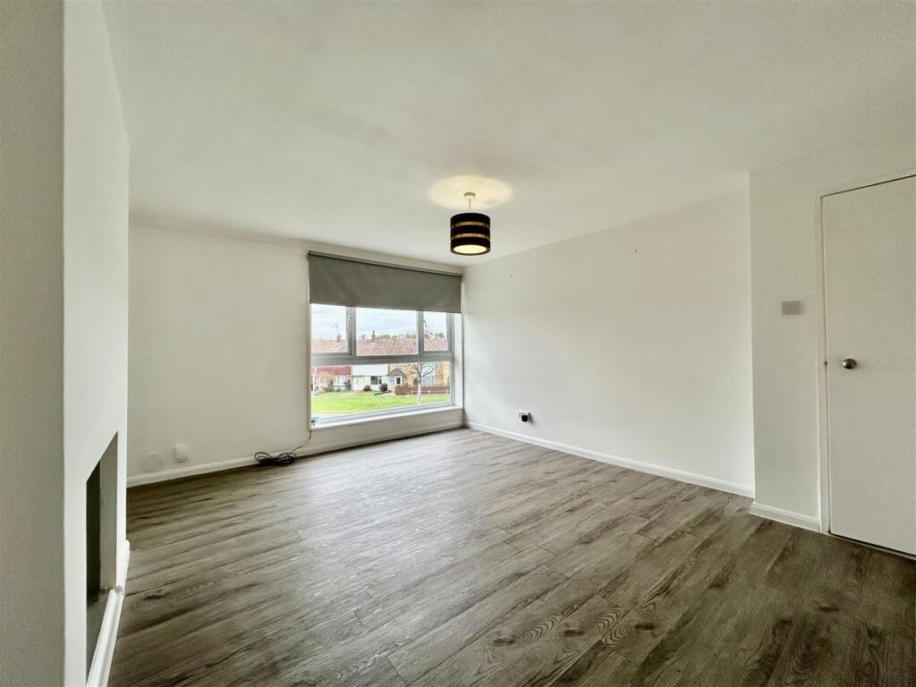Main image of property: Long Riding, Basildon