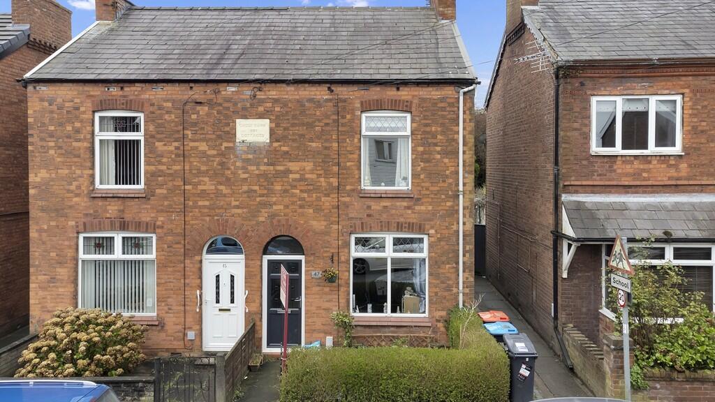 2 bedroom semidetached house for sale in Gladstone Street, Winsford, CW7
