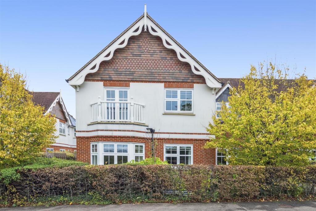 Main image of property: Pewley Heights, Semaphore Road, Guildford
