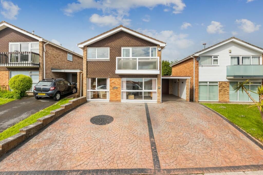 Main image of property: Redgate Close,Torquay,Devon,TQ1 3UG