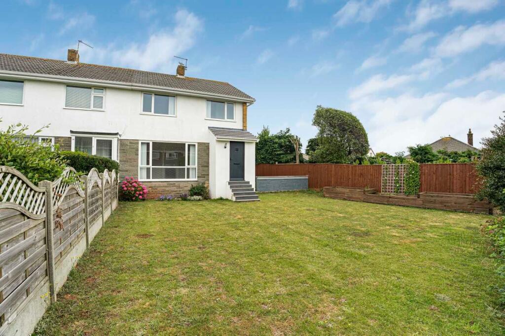 Main image of property: Cotswold Close, Torquay, Devon, TQ2 6UB