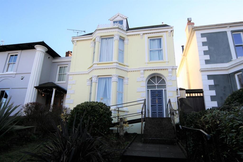 Main image of property: Bar Terrace, Falmouth