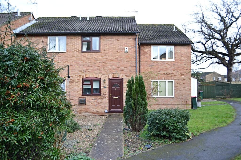 2 bedroom terraced house for sale in Buchans Lawn, Broadfield, Crawley