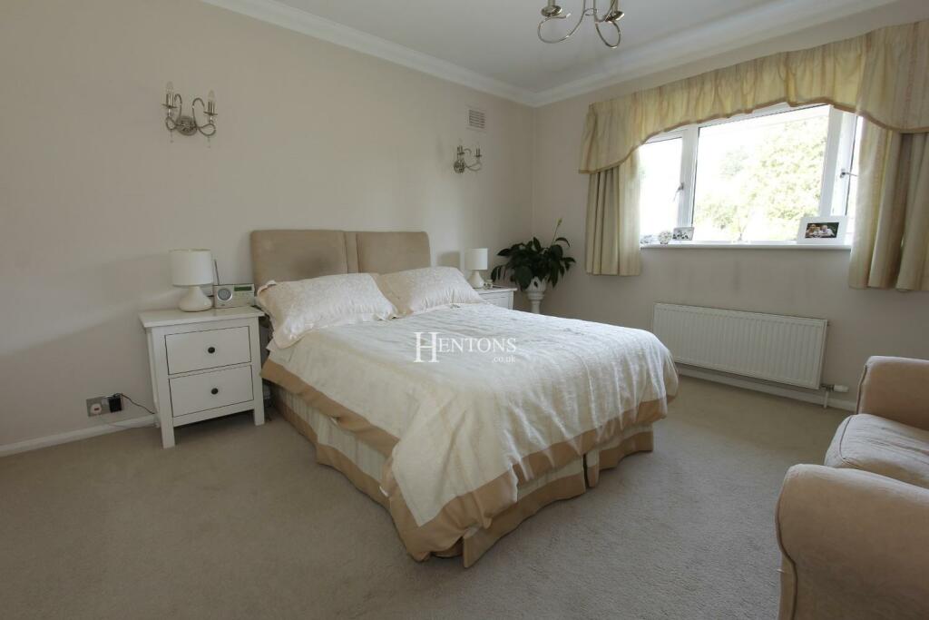 Additional property image - Bronwydd Avenue, Penylan, Cardiff