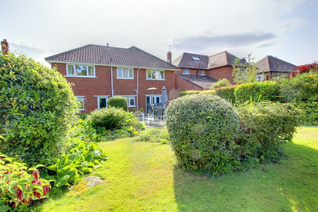 Additional property image - Bronwydd Avenue, Penylan, Cardiff