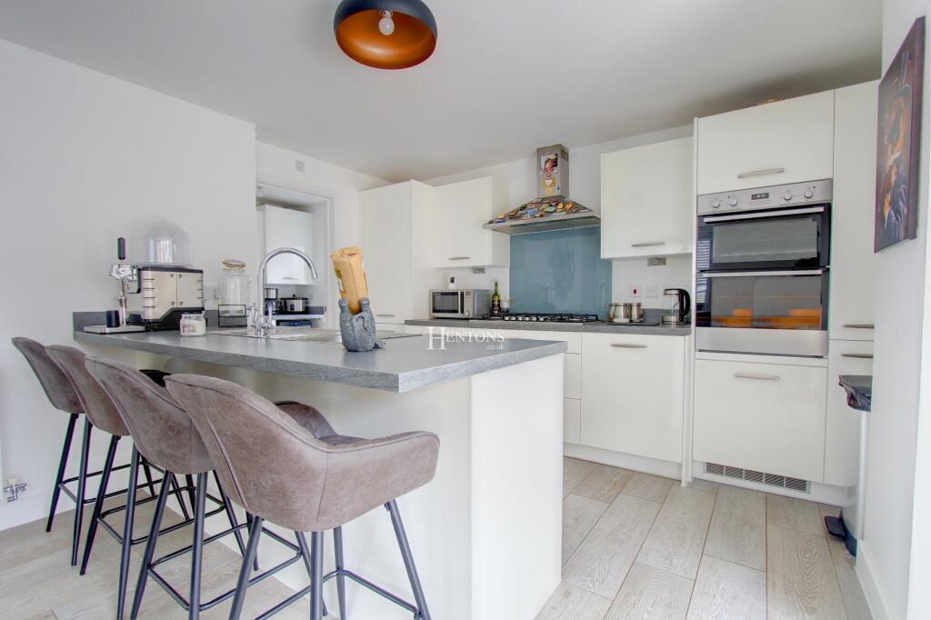 Additional property image - Cypress Crescent, St Mellons, Cardiff