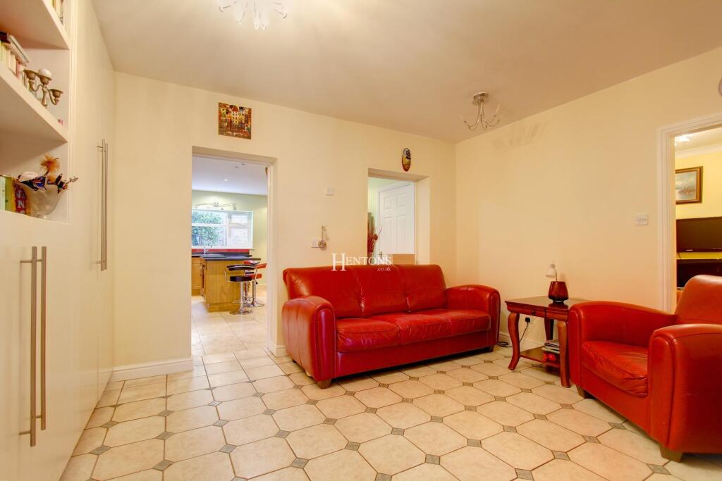 Additional property image - Clos Derwen, Penylan, Cardiff