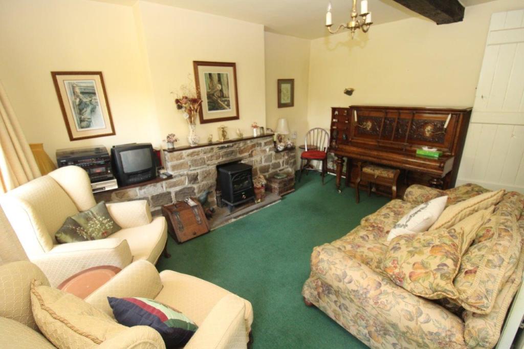 3 bedroom detached house for sale in The Green, Woolley, Wakefield, WF4