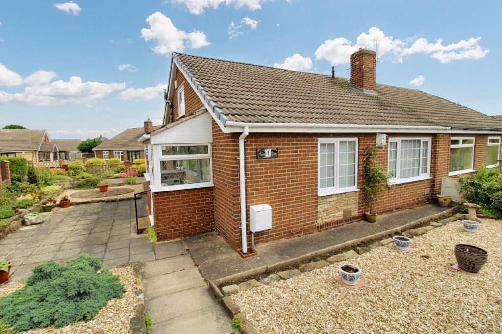 2 bedroom bungalow for sale in Schofield Drive, Darfield, Barnsley, S73