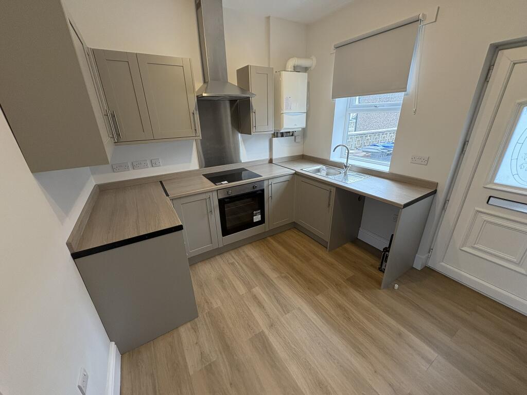 Main image of property: Back Poplar Terrace, Royston, Barnsley