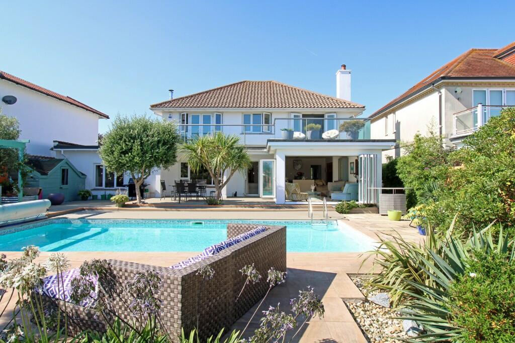 5 bedroom detached house for sale in Arun Way, Aldwick Bay Estate