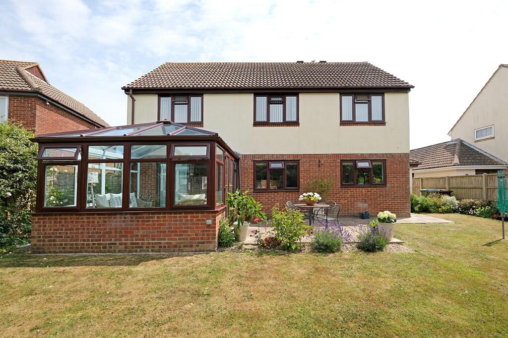 Main image of property: Blakemyle, Aldwick Felds, Aldwick, Bognor Regis, West Sussex, PO21