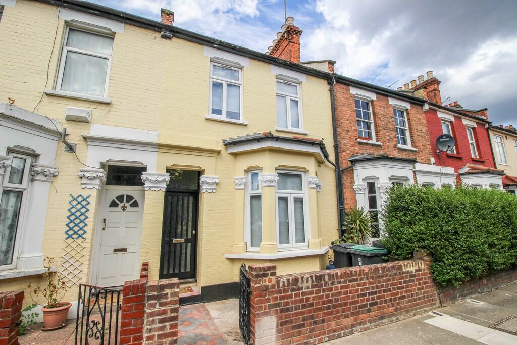 3 bedroom terraced house for sale in Lealand Road, South Tottenham , N15