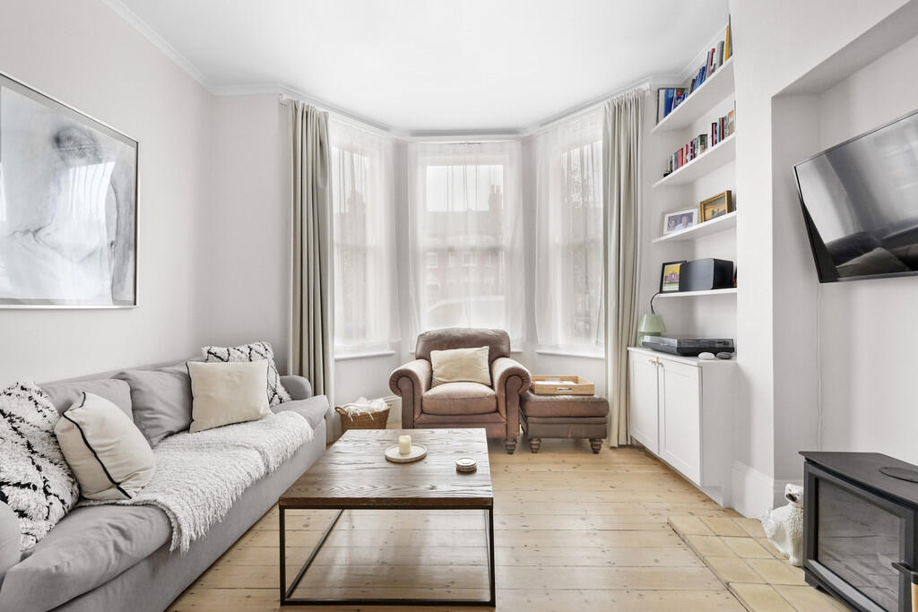 Main image of property: Lakefield Road, London