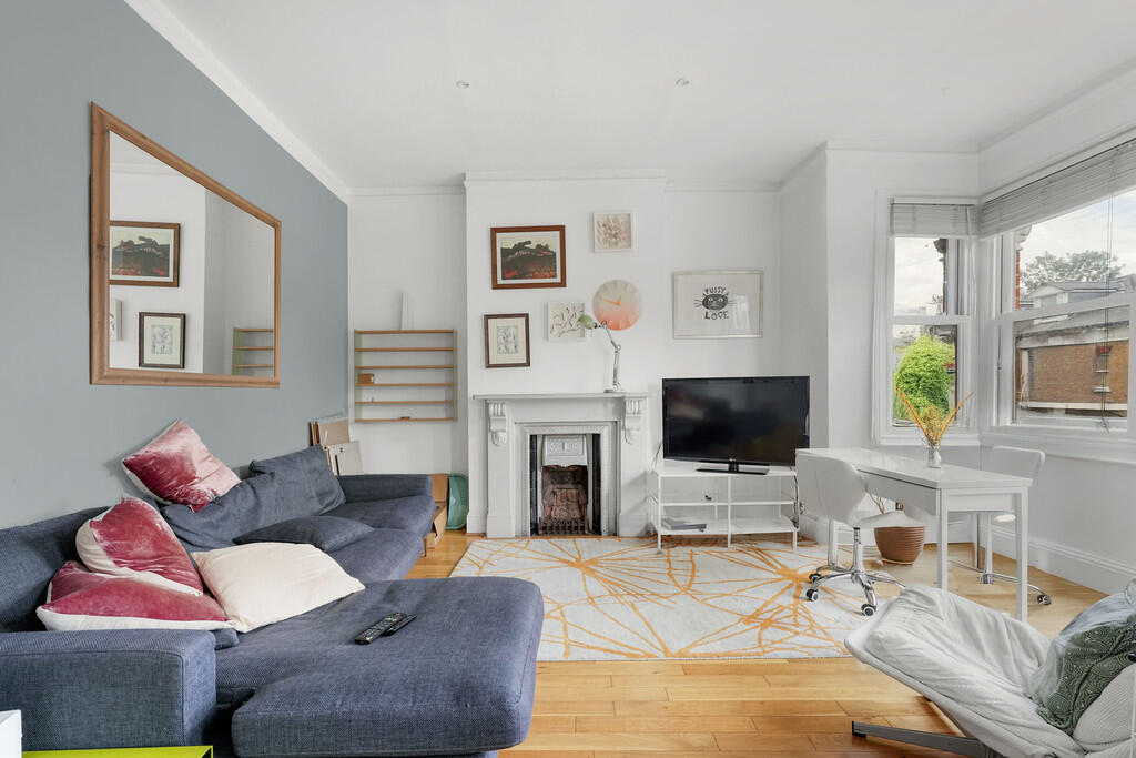 Main image of property: Philip Lane, London
