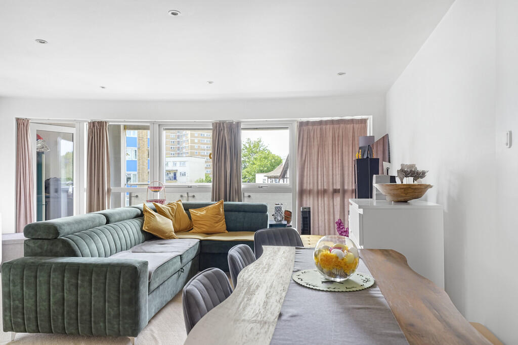 Main image of property: Douglas Road, London