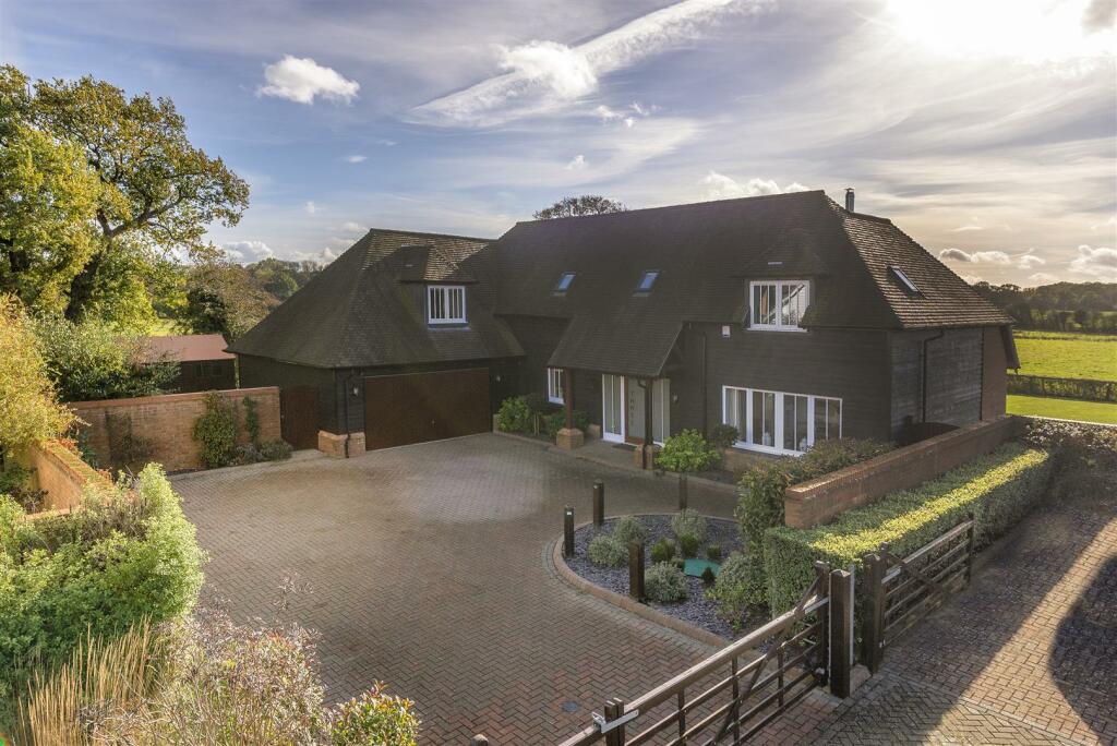 Main image of property: Oakwood Farm, Fairseat, Sevenoaks