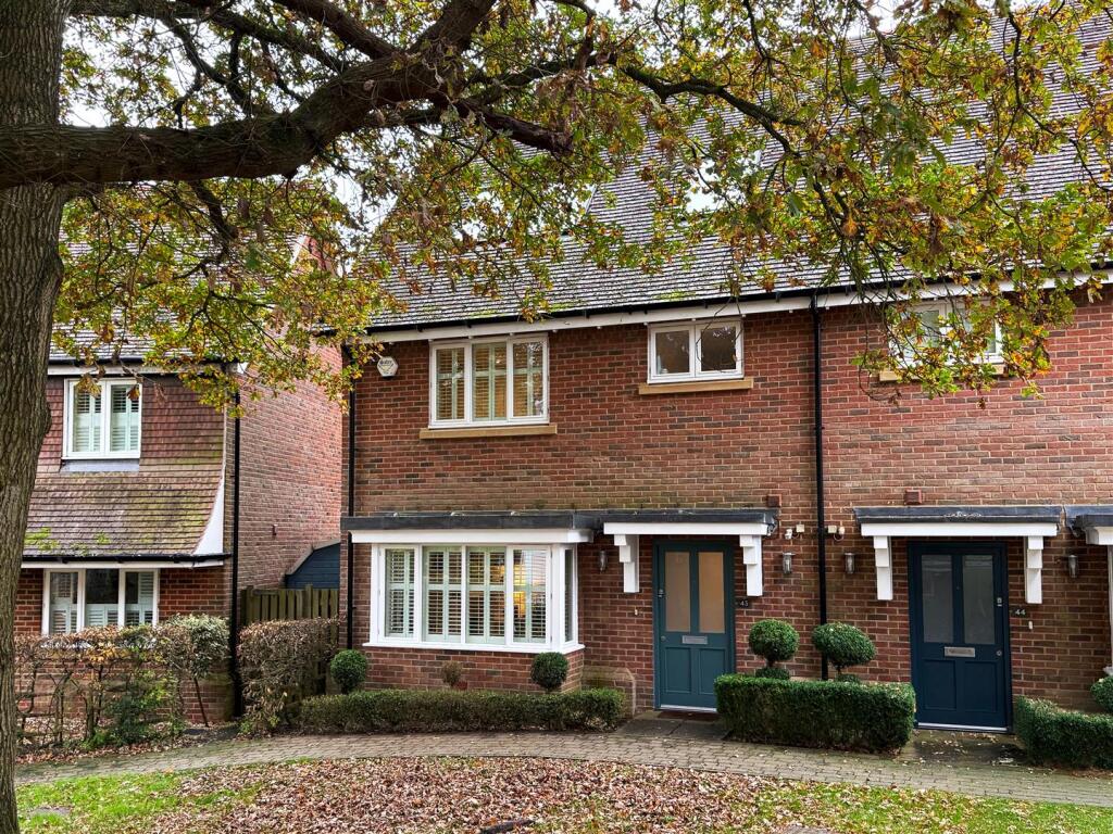 Main image of property: Shoesmith Lane, Kings Hill, ME19 4FF